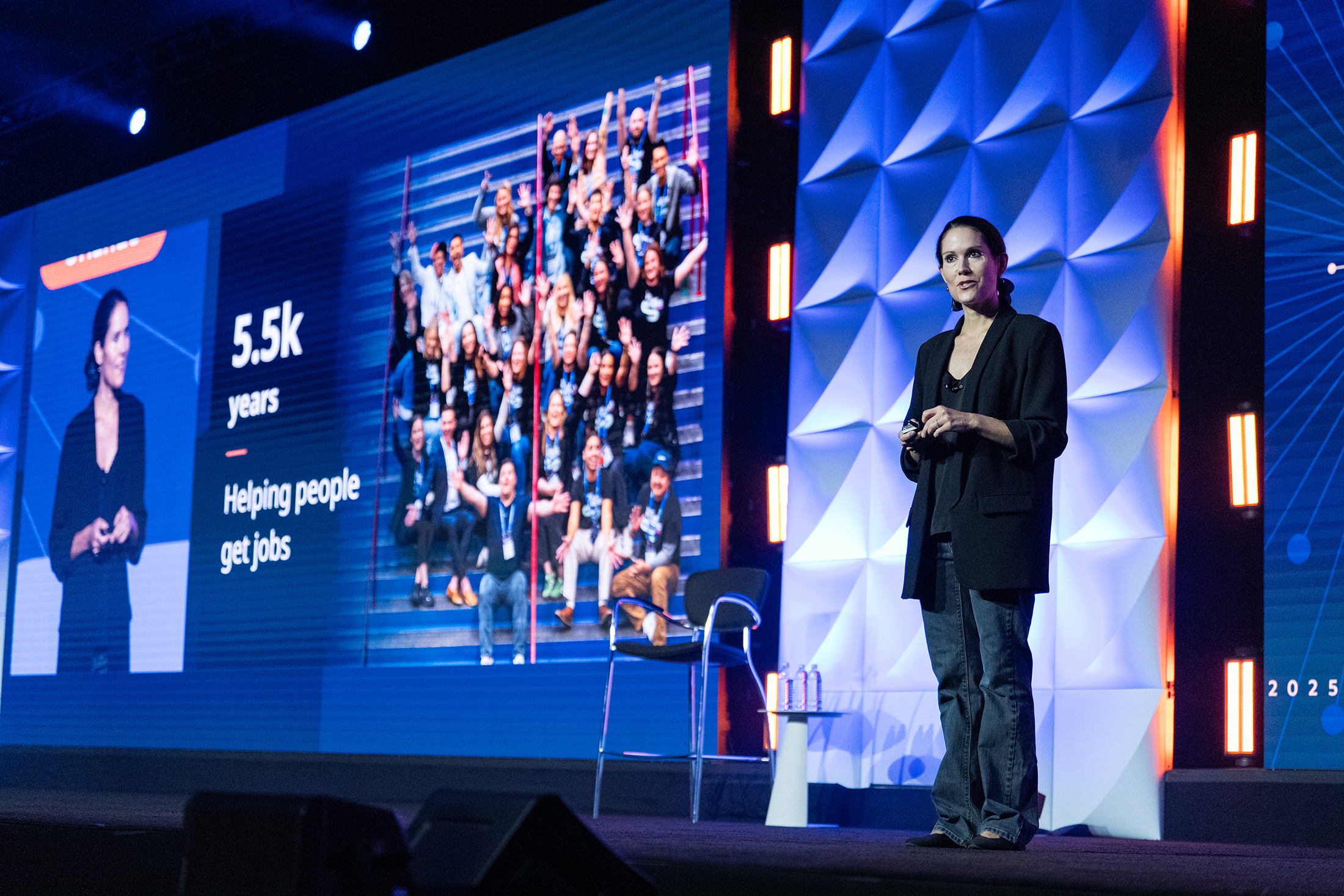 GLM 2025 keynote speaker on main stage